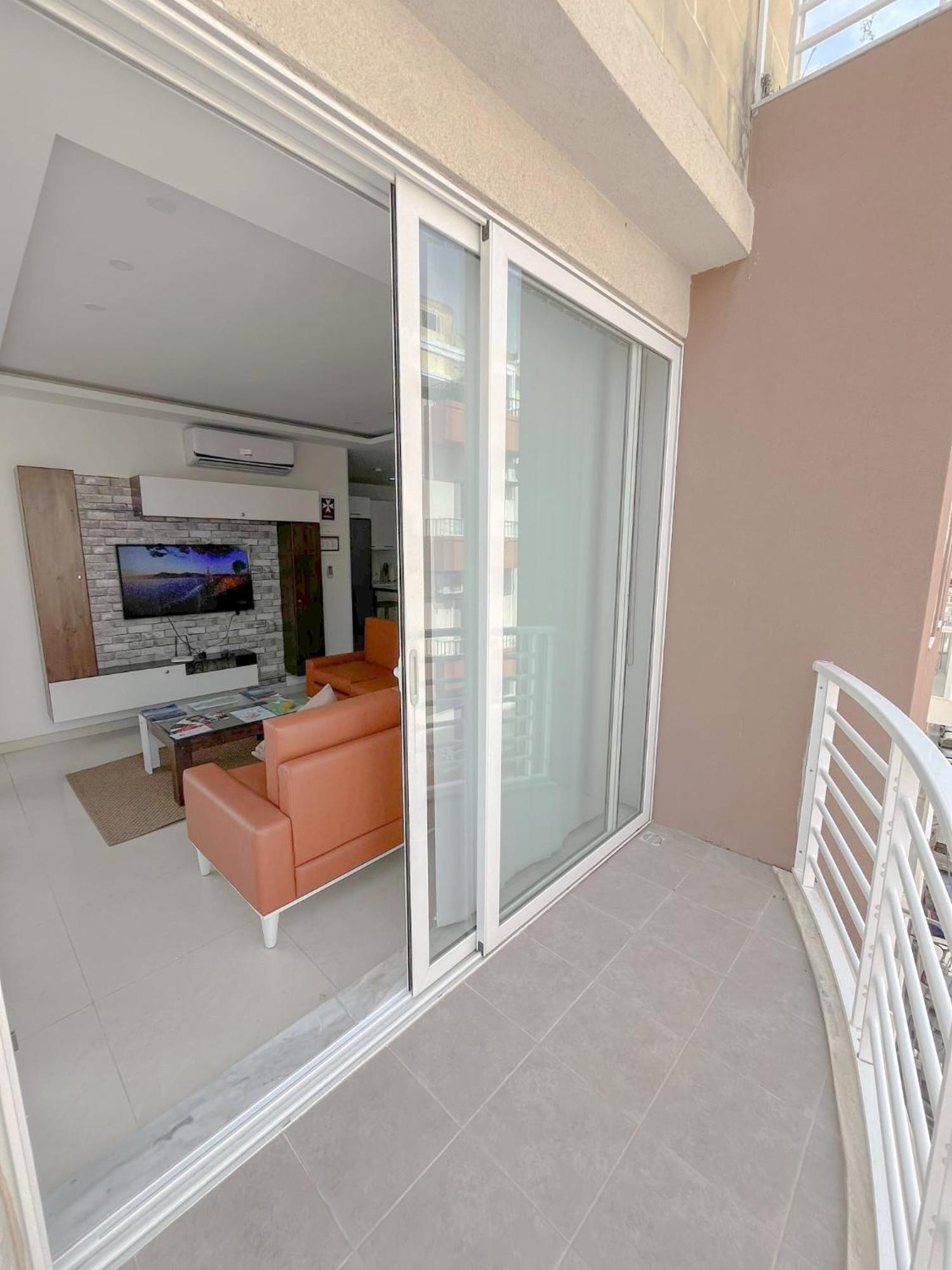 Apartament In Ta' Xbiex 3Br- 3 Min Yatch Marina Мсіда Екстер'єр фото