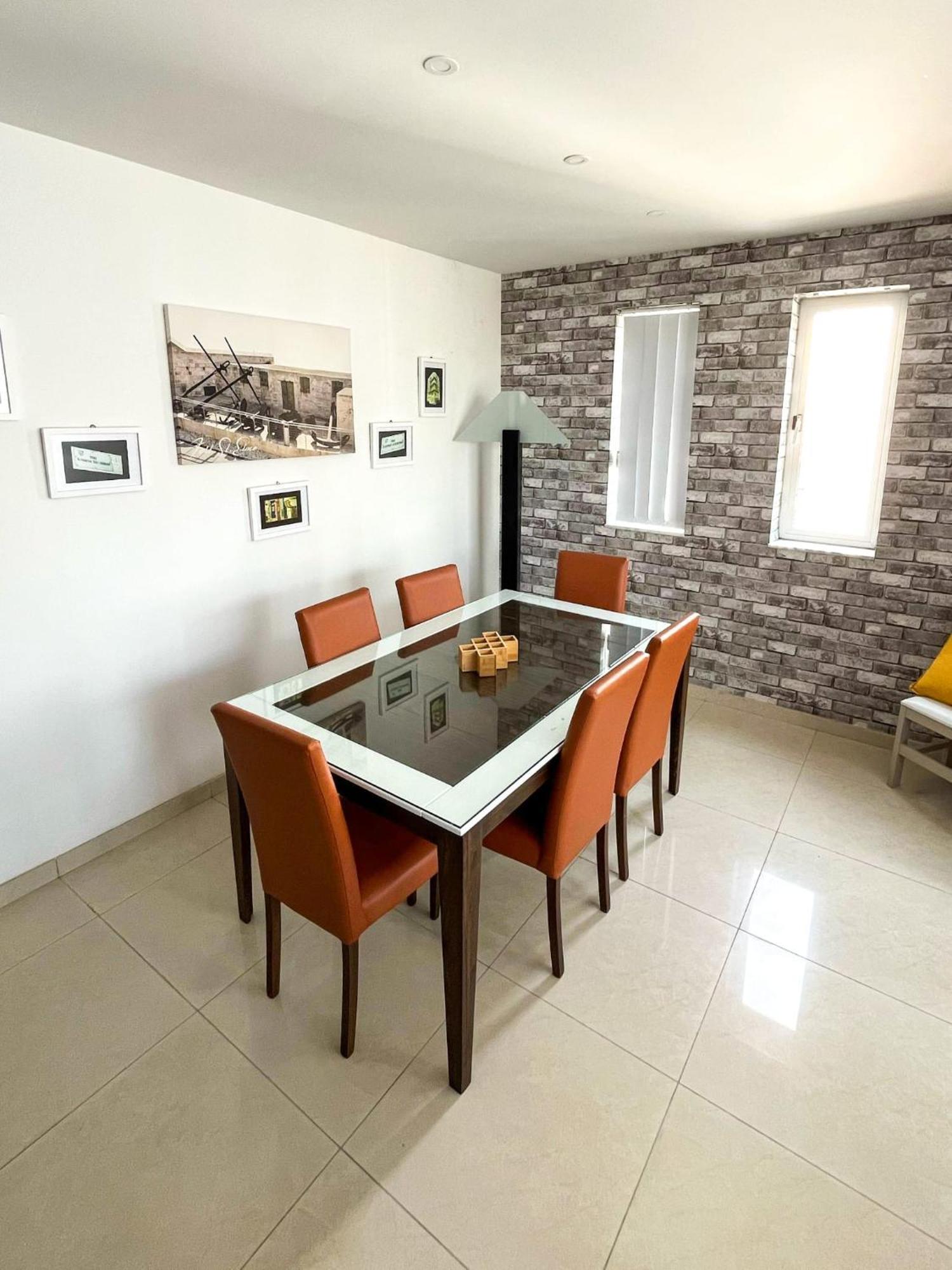 Apartament In Ta' Xbiex 3Br- 3 Min Yatch Marina Мсіда Екстер'єр фото